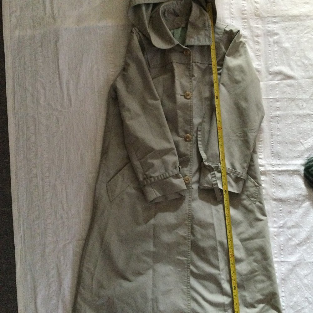 London Fog weather ware trench coat beige 8p pre-loved long coat with hoody